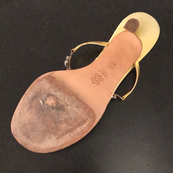 Shoes - Picture 4 of 5